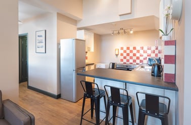 Flat L Bishop Blackall School, St James, Exeter - Image 2