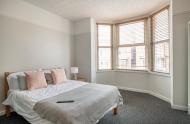 8 Rothesay Avenue, Radford, Nottingham - Image 2