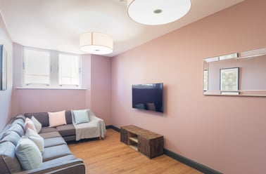 Flat D Bishop Blackall School, St James, Exeter - Image 3