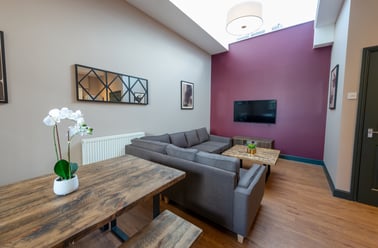 Flat Q Bishop Blackall School, St James, Exeter - Image 3