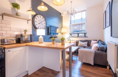 Flat 8, Shoe &amp; Boot Factory, Highfields, Leicester - Image 2