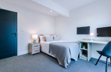 Capricorn Way, Charlestown, Salford - Image 3