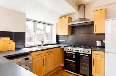 Danes Road, St Sidwells, Exeter - Image 3
