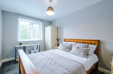 Flat 4, Dalton House, Fallowfield, Manchester - Image 2