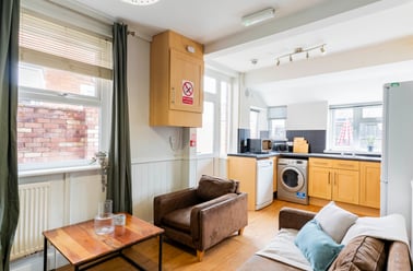 Danes Road, St Sidwells, Exeter - Image 2