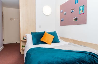 Double En-Suite, Wardley House, Little Horton Lane, City Centre, Bradford - Image 3