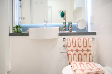 Classic En Suite, The Waterways, 1 Pump Way, Lace Market, Nottingham - Image 3