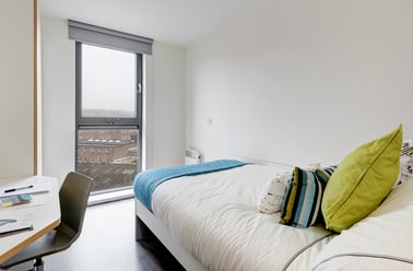 Platinum Two Bed Flat, Dunaskin Mill, 5 Dunaskin Court, West End, Glasgow - Image 2