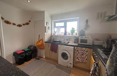 65 Bayswater Road (students), Plymouth - Image 2