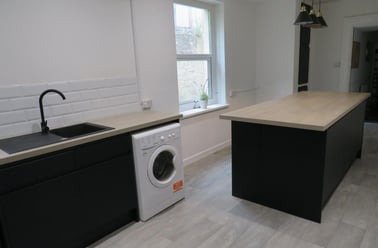 14 Alexandra Road (students), Plymouth - Image 3