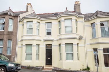 25 Egerton Road (students), Plymouth - Image 3