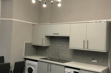 138 North Hill (students), Plymouth - Image 2