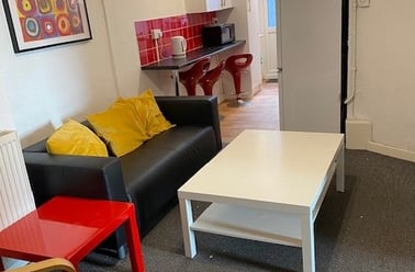 Flat 2 Radnor House (students), Plymouth - Image 2