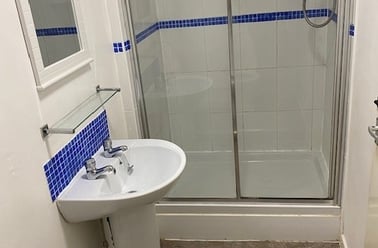 Flat 2 Radnor House (students), Plymouth - Image 3