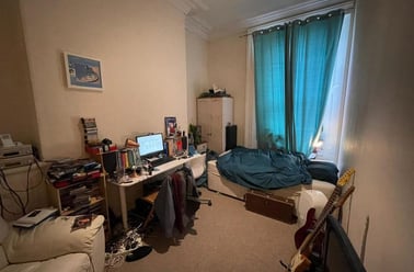 24 Woodland Terrace Flat 1 (students), Plymouth - Image 3