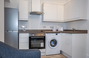 Flat 4, Plymouth - Image 2
