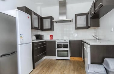 2 Guildford Street (students), Plymouth - Image 3