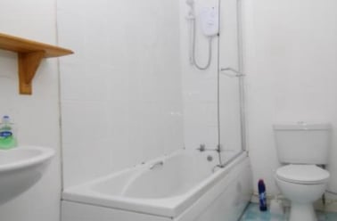 Gf, Plymouth - Image 2