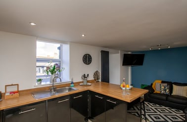 Flat A The Clubhouse (students), Plymouth - Image 3