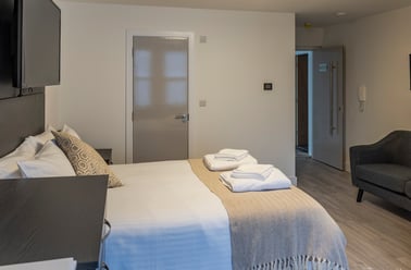 Flat 9, Plymouth - Image 3