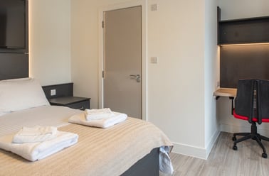 Flat 7, Plymouth - Image 3