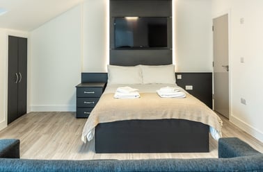 Flat 15, Plymouth - Image 2