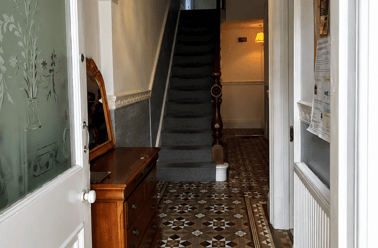 37 Beaumont Road (students), Plymouth - Image 2