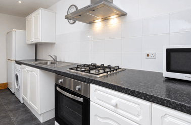15 Napier Terrace - Ground (students), Plymouth - Image 3