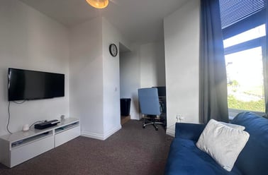 Flat 4, Plymouth - Image 2