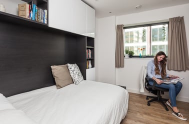 Private Bedroom-Tower Bridge, Tower Bridge, 52 Minories, Tower Hill, London - Image 3