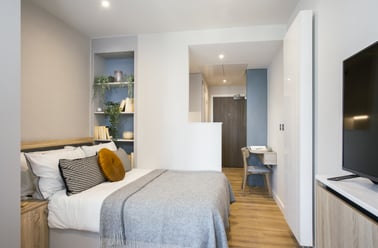 Cosy 1 Tyrolean Blue, Enclave Croydon, 23 College Road, Croydon, London - Image 2