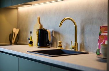 Roomy 1, The Storehouse, Central Road, City Centre, Leeds - Image 3