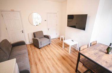 Beehive Road, Crookesmoor, Sheffield - Image 2