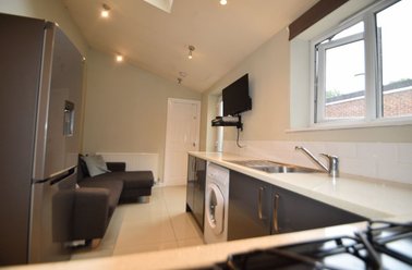 22B Rosedale Road, Sharrowvale, Sheffield - Image 3