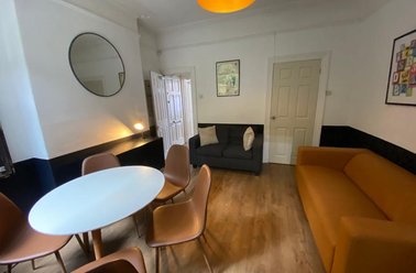 Thompson Road, Sharrowvale, Sheffield - Image 2