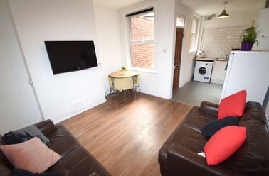 Stalker Lees Road, Sharrow, Sheffield - Image 3