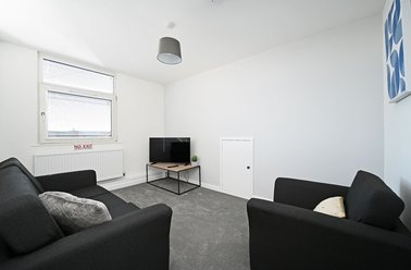 190c Crookes, Crookes, Sheffield - Image 2