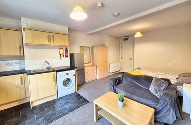 Studio 3 607-609 Ecclesall Road, Sharrowvale, Sheffield - Image 3