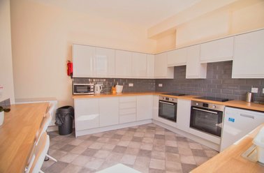Washington Road, Sharrow, Sheffield - Image 2