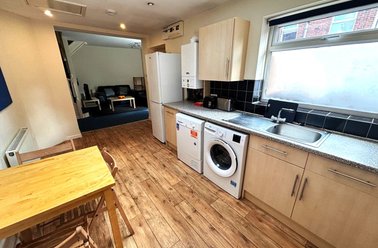 33a Cemetery Avenue, Sharrow, Sheffield - Image 3