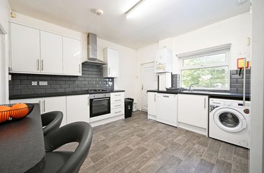 Clarke Street, Broomhall, Sheffield - Image 3