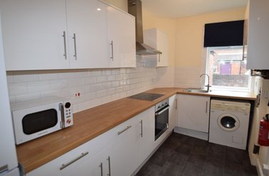 Hunter House Road, Sharrowvale, Sheffield - Image 2