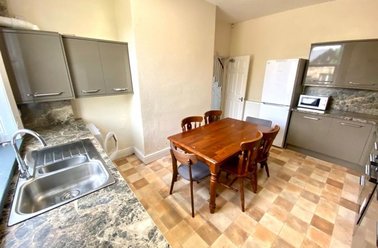Beech Hill Road, Broomhall, Sheffield - Image 3