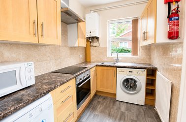 Cemetery Avenue, Sharrow, Sheffield - Image 3