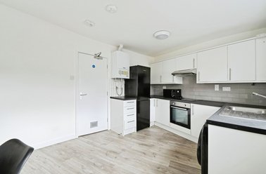 83a Junction Road, Sharrowvale, Sheffield - Image 3