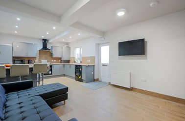 Edmund Road, Heeley, Sheffield - Image 3