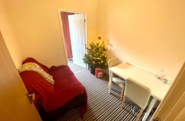 Broomspring Close, Devonshire Green, Sheffield - Image 3