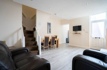 Flat 2B 341-343 Sharrowvale Road, Sharrowvale, Sheffield - Image 3