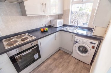 Cobden View Road, St Vincents Quarter, Sheffield - Image 3