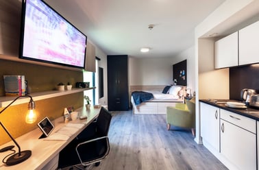 Studio - DDA/Platinum, The Lyra, Portal Way, North Acton, London - Image 2